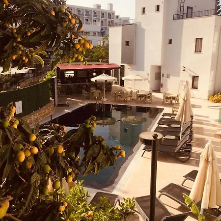 Orya Aparts Апарт-отель *