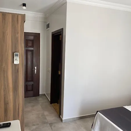 Orya Aparts Aparthotel *