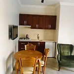 Orya Aparts Aparthotel 3*