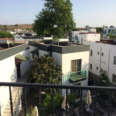 Lägenhetshotell Orya Aparts *