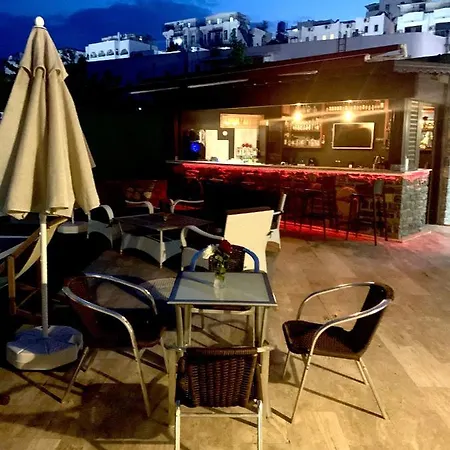 Orya Aparts 公寓式酒店