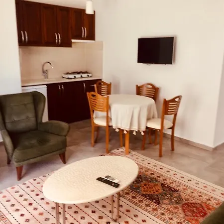 Ξενοδοχείο με διαμερίσματα Orya Aparts
