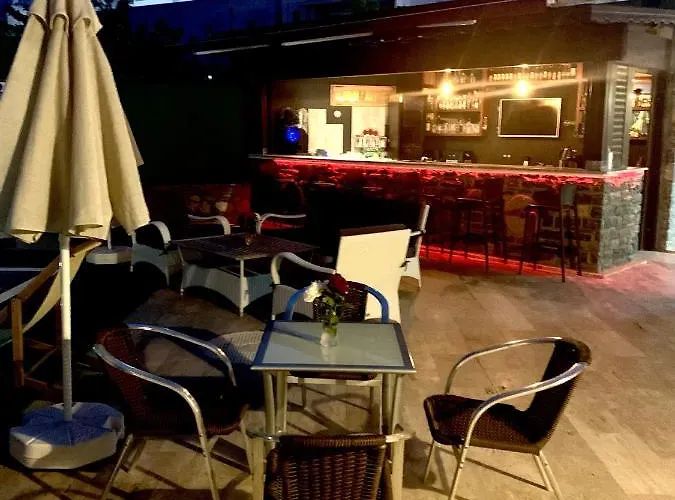 Orya Aparts Aparthotel