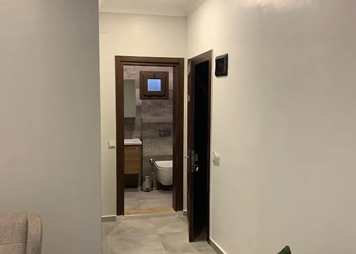 Orya Aparts Apart Otel *